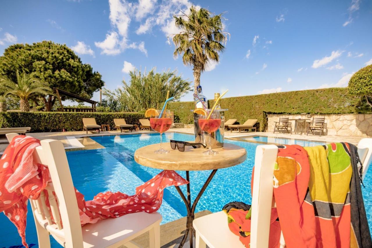 Oceanides Luxury Apartments Sitia  Exteriér fotografie